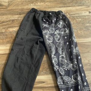 Graphic Bandana Patterned Sweatpants